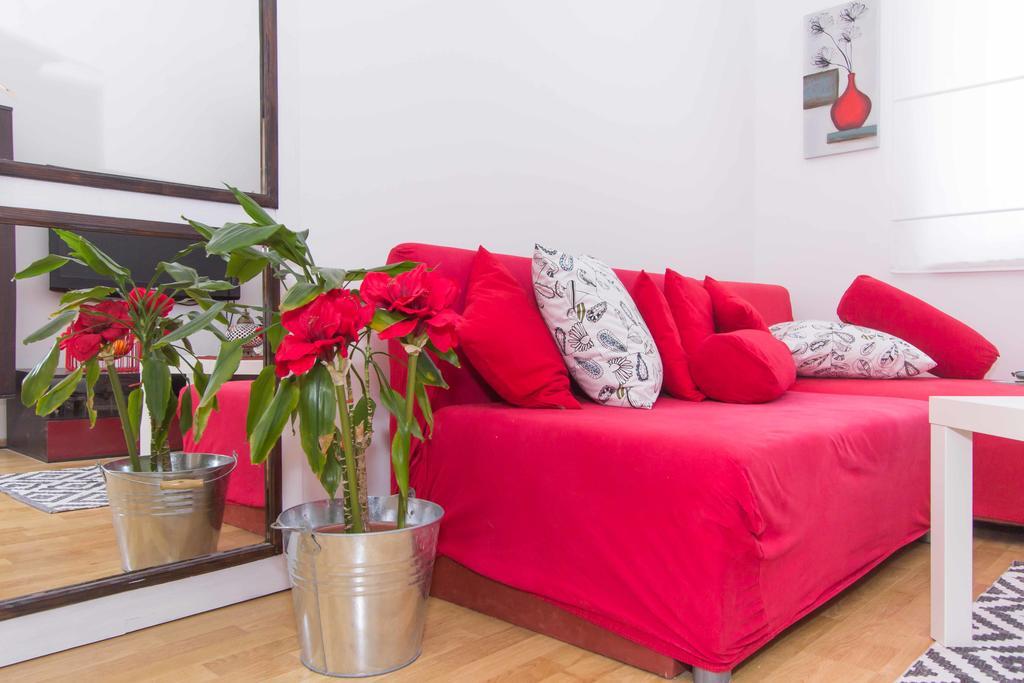 Red Valentino Apartment Split Exterior photo